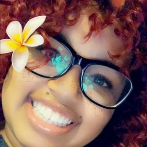 Meet your Posher, Cher-reese